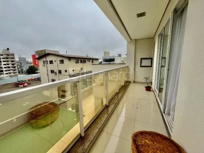 Foto Apartamento com 2 Dormitórios