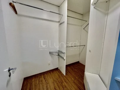 Foto Apartamento com 3 Dormitórios