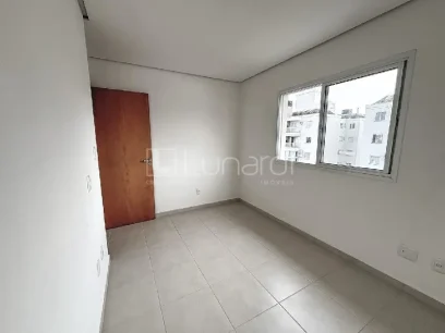 Foto Apartamento com 2 Dormitórios