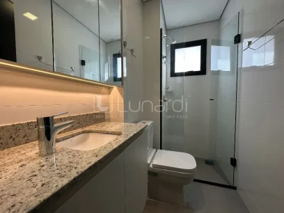 Foto Apartamento com 3 Suítes