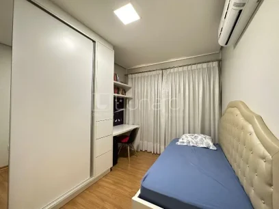 Foto Apartamento com 2 Dormitórios