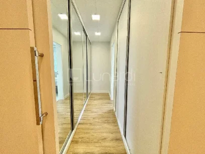 Foto Apartamento com 3 Dormitórios