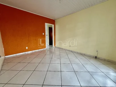 Foto Casa com 2 Dormitórios