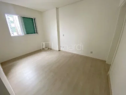 Foto Apartamento com 3 Suítes