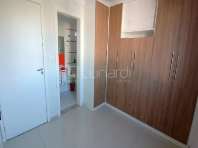 Foto Apartamento com 3 Dormitórios