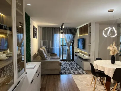 Foto Apartamento com 2 Dormitórios