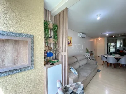 Foto Apartamento com 2 Dormitórios