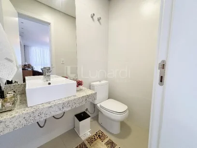 Foto Apartamento com 3 Suítes