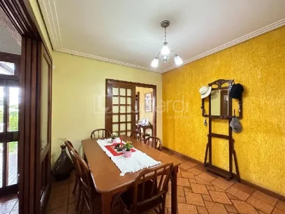 Foto Casa com 3 Dormitórios