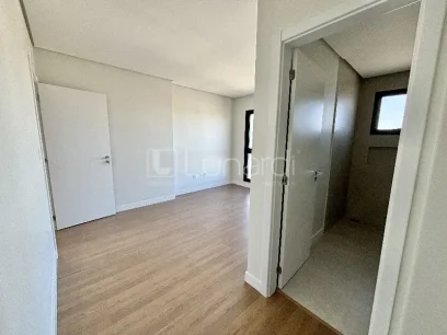 Foto Apartamento com 3 Suítes