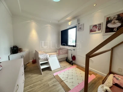 Foto Apartamento com 3 Dormitórios