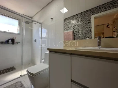 Foto Apartamento com 2 Dormitórios