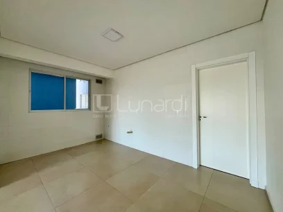 Foto Apartamento com 3 Dormitórios