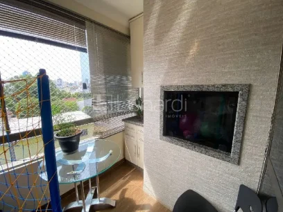 Foto Apartamento com 3 Dormitórios