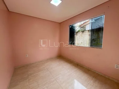 Foto Casa com 2 Dormitórios