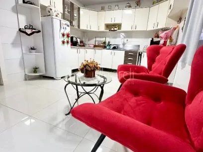 Foto Casa com 2 Dormitórios