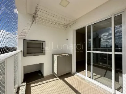 Foto Apartamento com 3 Dormitórios