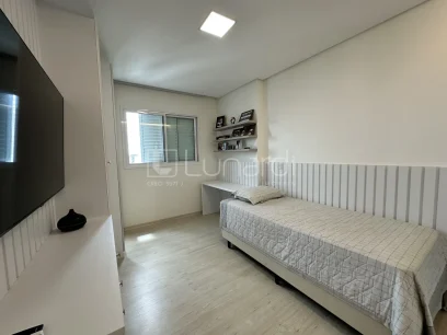 Foto Apartamento com 3 Suítes