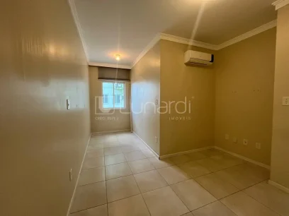 Foto Apartamento com 2 Dormitórios