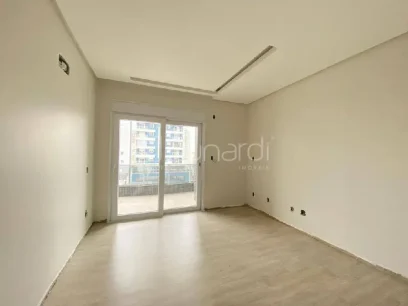 Foto Apartamento com 3 Suítes