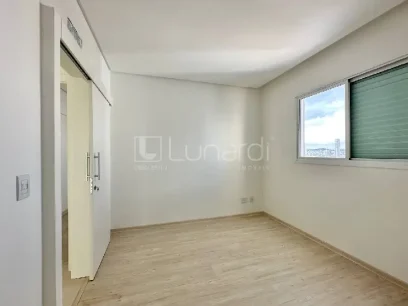 Foto Apartamento com 3 Suítes