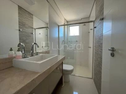 Foto Apartamento com 2 Suítes