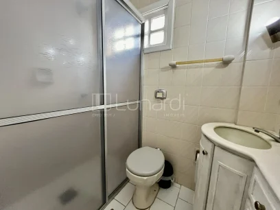 Foto Apartamento com 2 Dormitórios