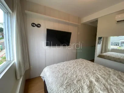 Foto Apartamento com 3 Dormitórios