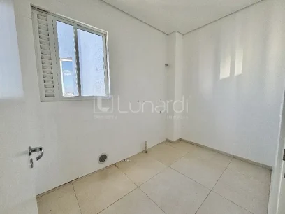 Foto Apartamento com 4 Dormitórios