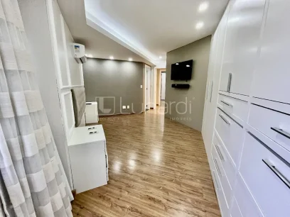 Foto Apartamento com 3 Dormitórios