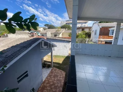 Foto Casa com 2 Dormitórios