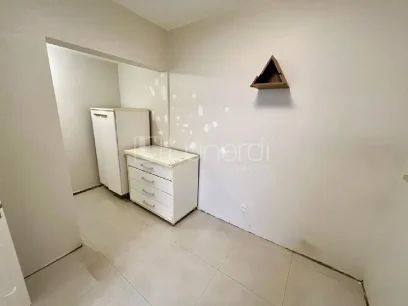 Foto Apartamento com 4 Dormitórios