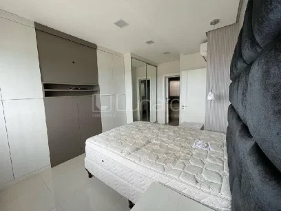 Foto Apartamento com 2 Dormitórios