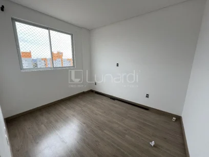 Foto Apartamento com 2 Dormitórios