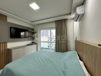 Foto Apartamento com 3 Dormitórios