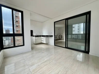 Foto Apartamento com 3 Suítes