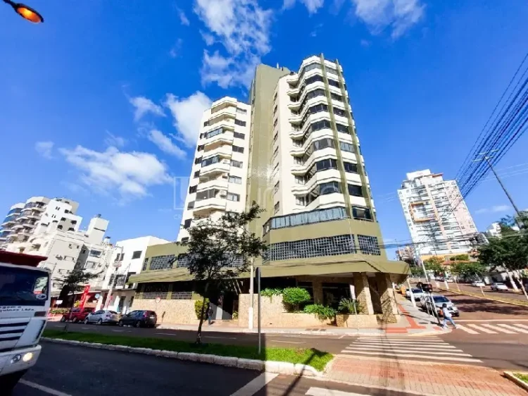 Apartamento com 3 Dormitórios