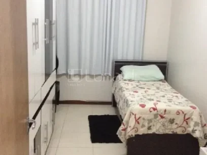 Foto Apartamento com 2 Dormitórios