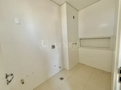 Foto Apartamento com 4 Dormitórios