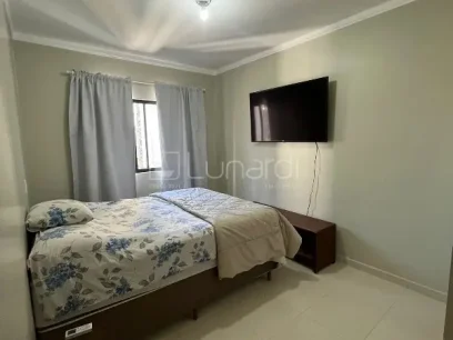 Foto Apartamento com 2 Dormitórios