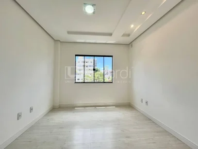 Foto Apartamento com 4 Dormitórios