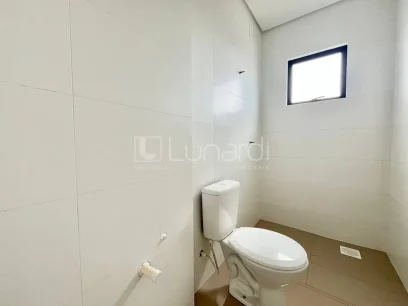 Foto Apartamento com 2 Dormitórios