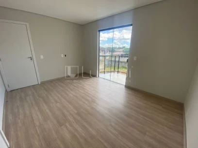 Foto Casa com 3 Suítes