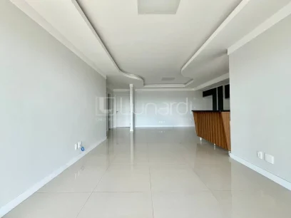 Foto Apartamento com 2 Suítes