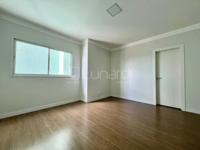 Foto Apartamento com 2 Suítes