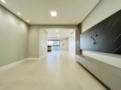 Foto Apartamento com 2 Suítes