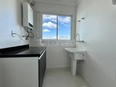 Foto Apartamento com 2 Dormitórios