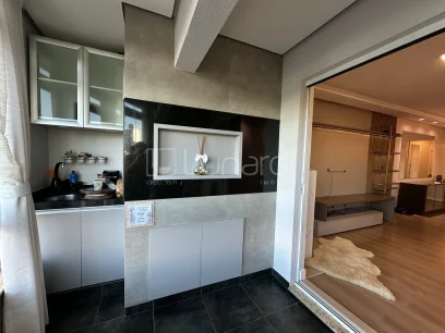 Foto Apartamento com 3 Dormitórios