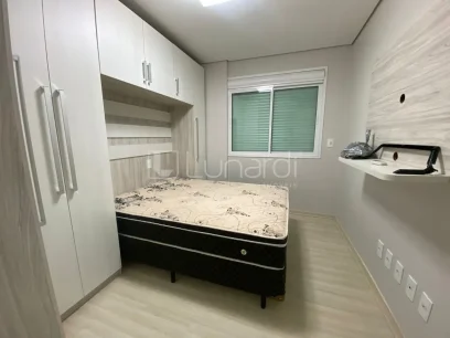 Foto Apartamento com 3 Dormitórios