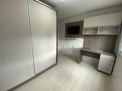 Foto Apartamento com 3 Dormitórios